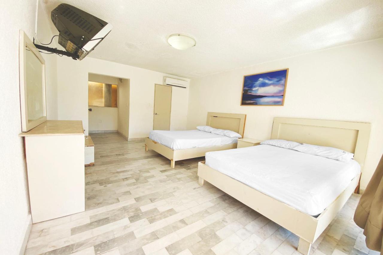 Oyo Hotel Villas Paraiso Stephany Acapulco Exterior photo